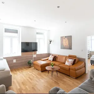 Comfortable 1100 With Contactless Check-in Apartament
