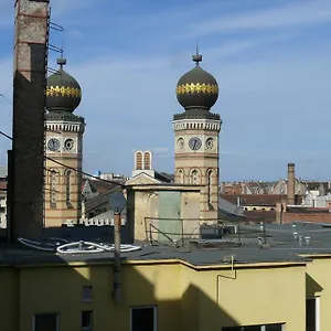 Diamond Astoria , Budapest Magyarország