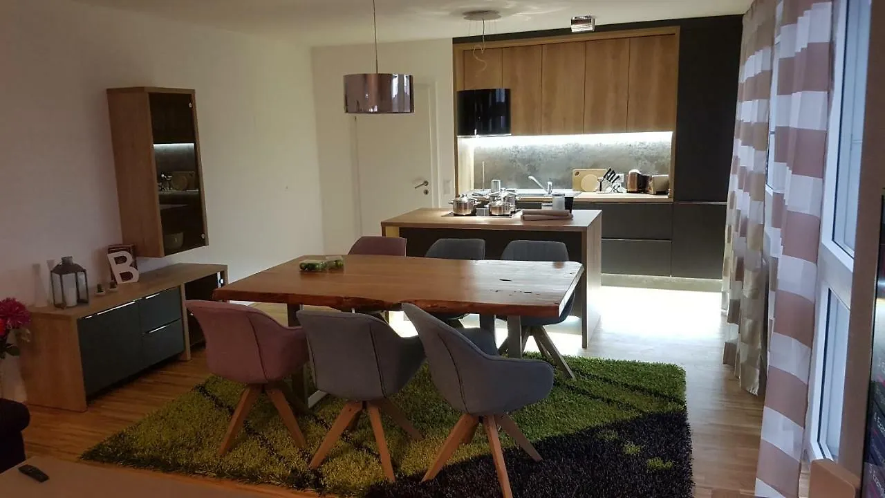 Luxury Belvedere View New Apartment Bécs 0*,  Ausztria